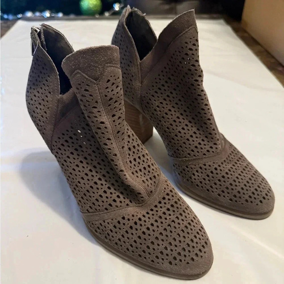 Vince Camuto Zip Up Ankle Boots Booties Shoes Size 6.5 - Picture 5 of 8